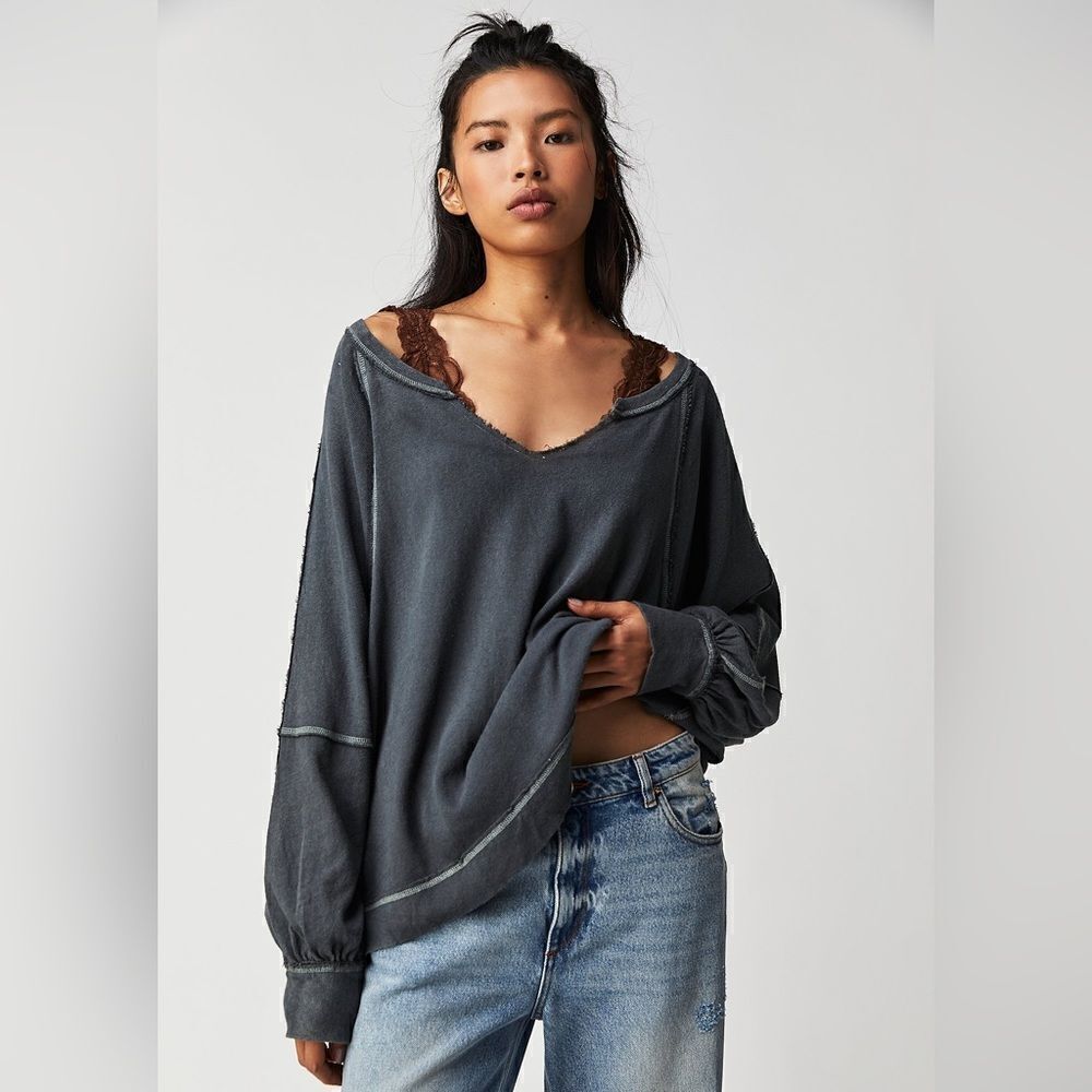 Free People NWT Wish I Knew Tee in black size small